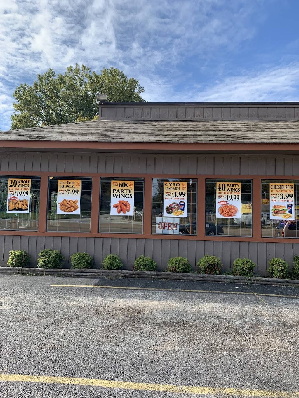 tysons fish & chicken | restaurant | 3145 N Watkins St, Memphis, TN 38127, USA | 9013104141 OR +1 901-310-4141