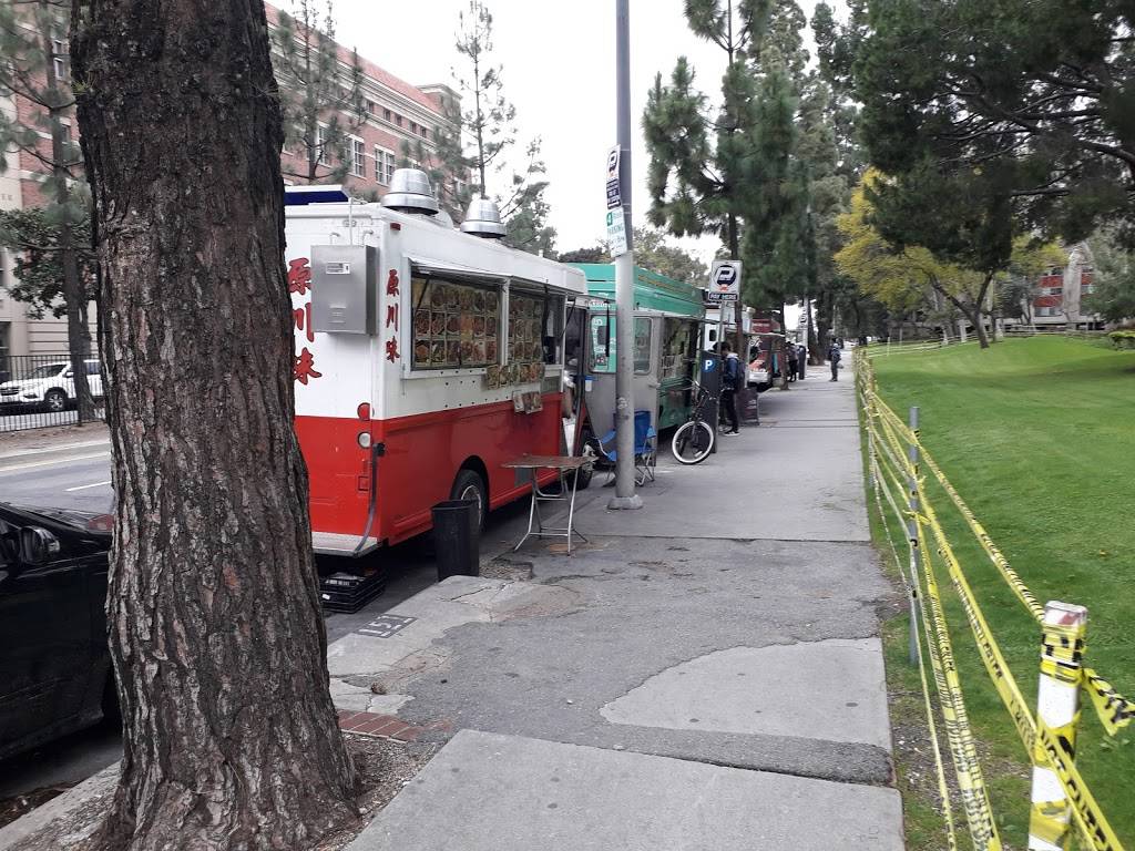 Food-Truck Man | restaurant | 1057 W Jefferson Blvd, Los Angeles, CA 90007, USA | 2029996689 OR +1 202-999-6689