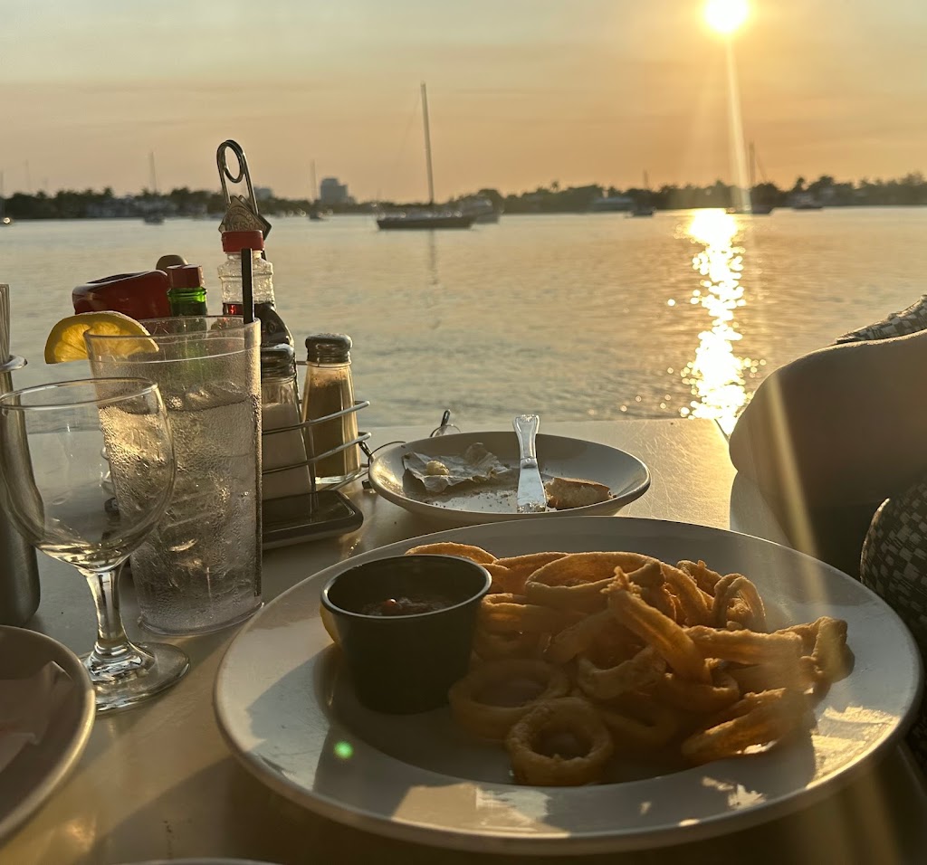 Giorgios Bakery & Bistro | bakery | 800 N Ocean Dr, Hollywood, FL 33019, USA | 9549295550 OR +1 954-929-5550