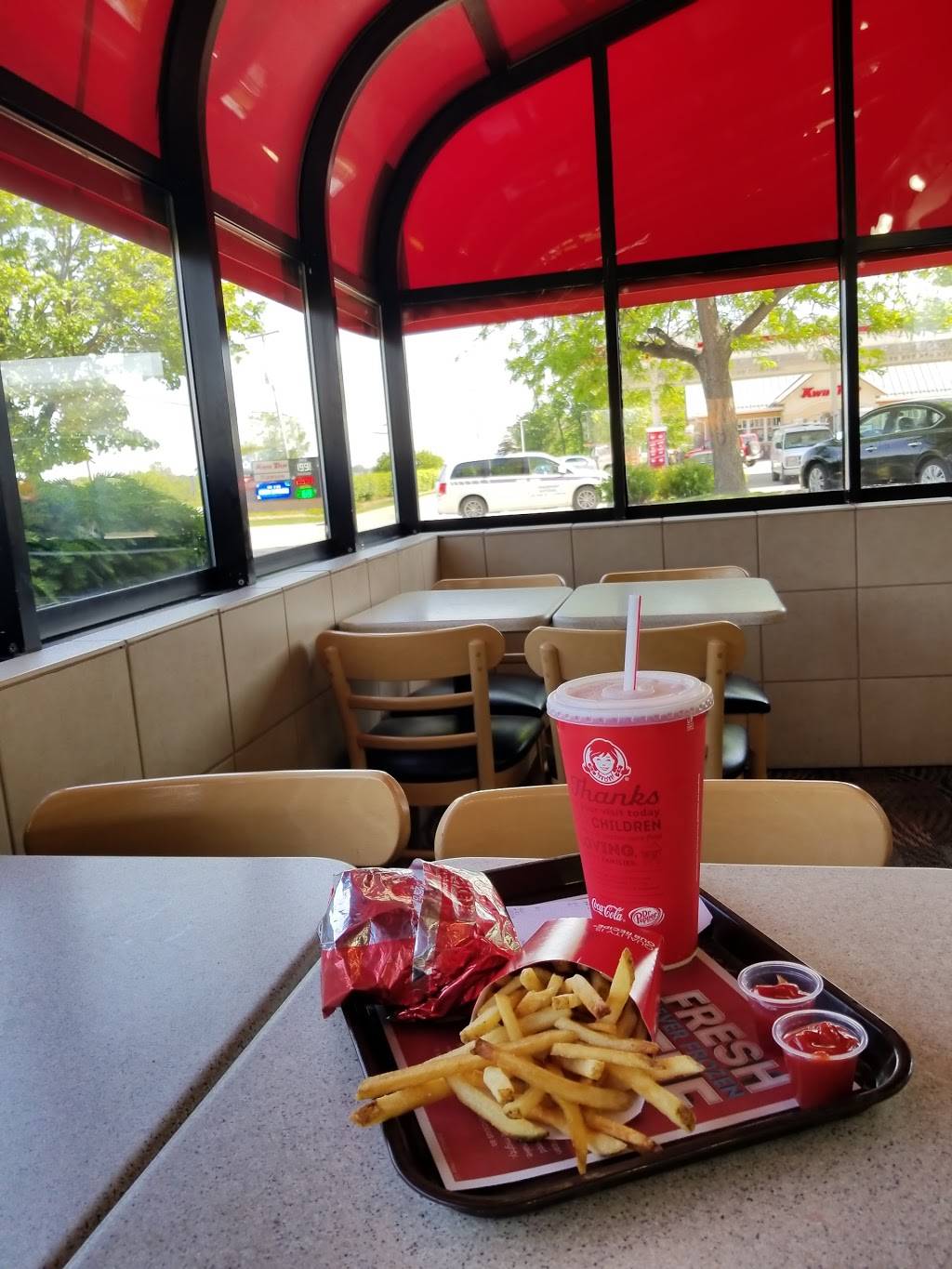 Wendys | restaurant | 9053 South 13th Street, Oak Creek, WI 53154, USA | 4147646850 OR +1 414-764-6850