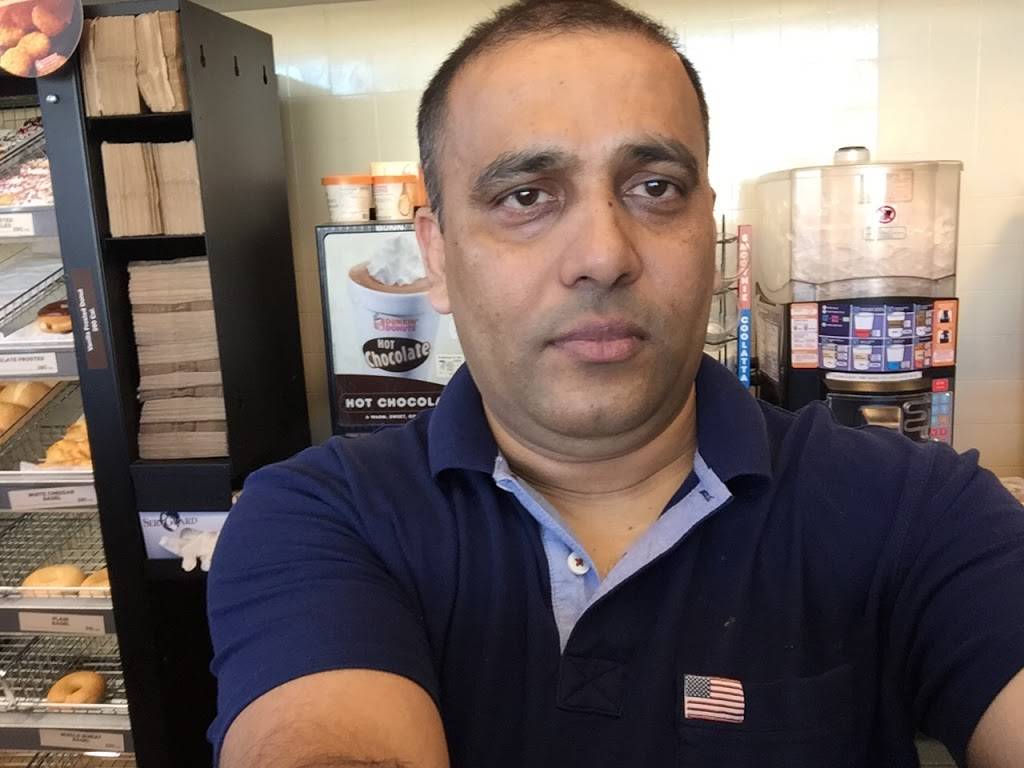 Dunkin Donuts | cafe | 865 Rockville Pike, Rockville, MD 20852, USA | 3016100897 OR +1 301-610-0897