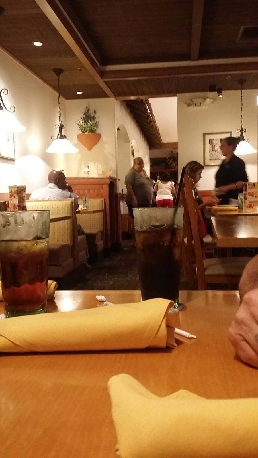 Olive Garden Italian Restaurant | meal takeaway | 10136-112 Two Notch Rd, Columbia, SC 29229, USA | 8037883131 OR +1 803-788-3131