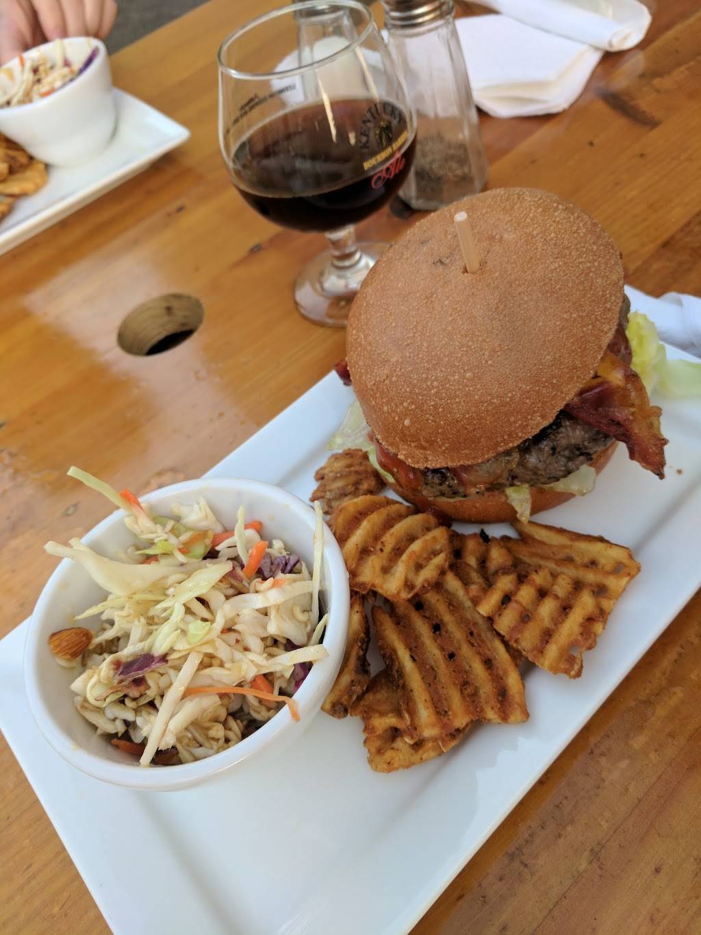 Oakley Pub & Grill | restaurant | 3924 Isabella Ave, Cincinnati, OH 45209, USA | 5135312500 OR +1 513-531-2500