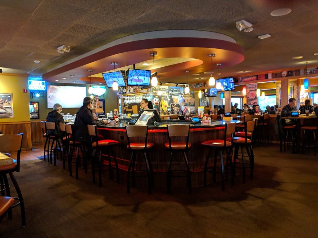Applebees Grill + Bar | restaurant | 10004 NE Halsey St, Portland, OR 97220, USA | 5034088088 OR +1 503-408-8088