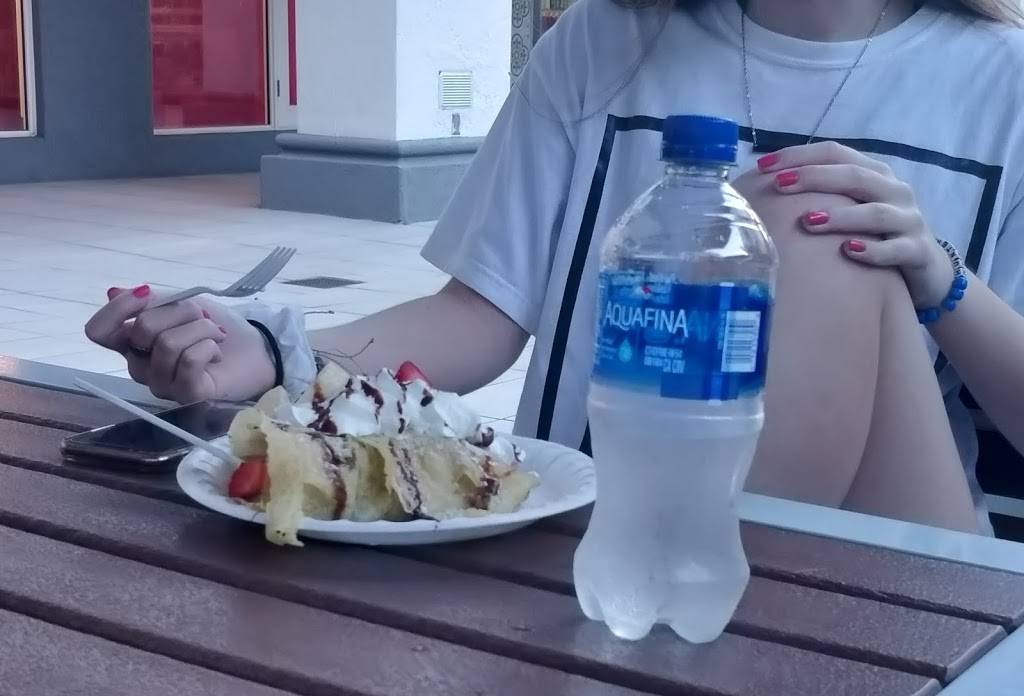 crepes &chimney Cake Factory | restaurant | 17 S Fort Lauderdale Beach Blvd, Fort Lauderdale, FL 33316, USA | 9542780046 OR +1 954-278-0046