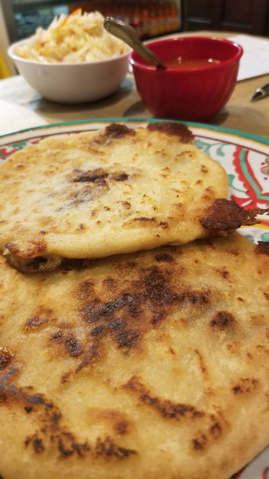 Cojutepeque Restaurant | restaurant | 2610 W 3rd St, Los Angeles, CA 90057, USA | 2133825163 OR +1 213-382-5163