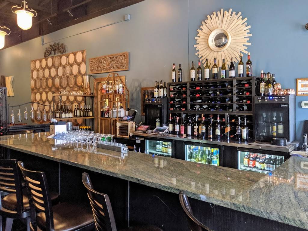 Angelinas Kitchen Italian Restaurant & Wine Bar | meal takeaway | 2170 Eagle Creek Ln, St Paul, MN 55129, USA | 6519980474 OR +1 651-998-0474