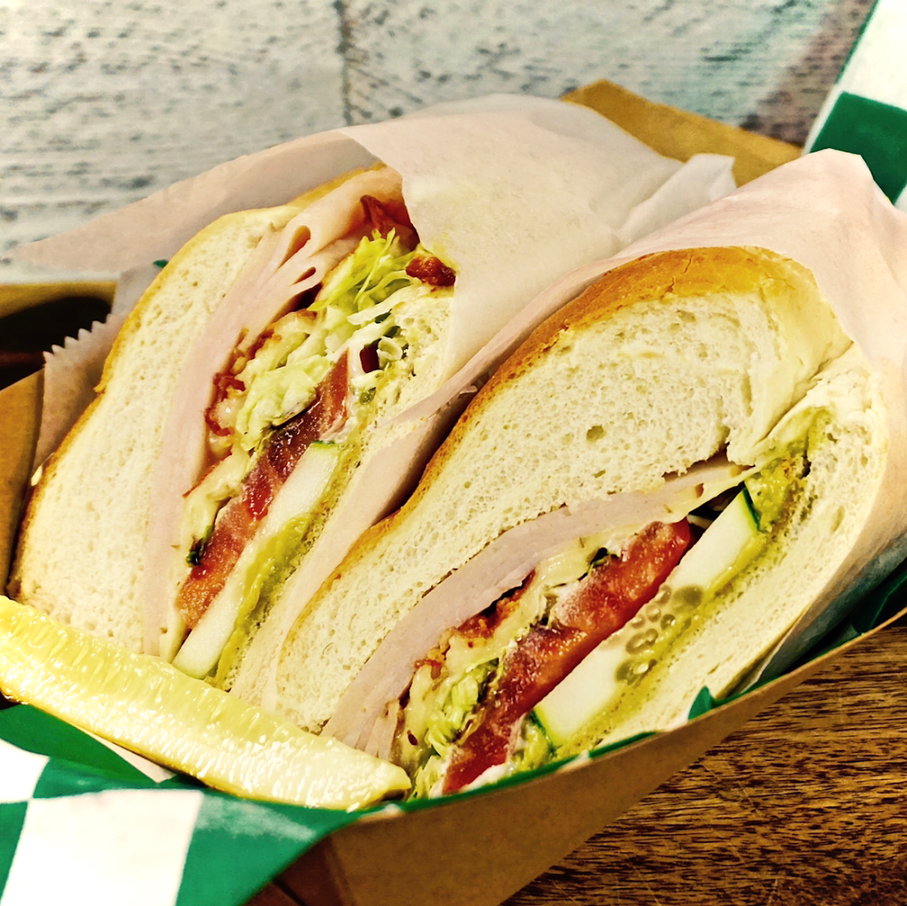 Silver Scoops | restaurant | 8450 W Hazel Rd, Mears, MI 49436, USA | 2317428178 OR +1 231-742-8178