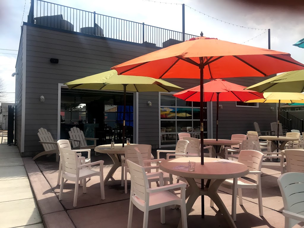 Beckerles Hilltop Tavern | restaurant | 6902 Morgan Ford Rd, St. Louis, MO 63116, USA | 3146442883 OR +1 314-644-2883