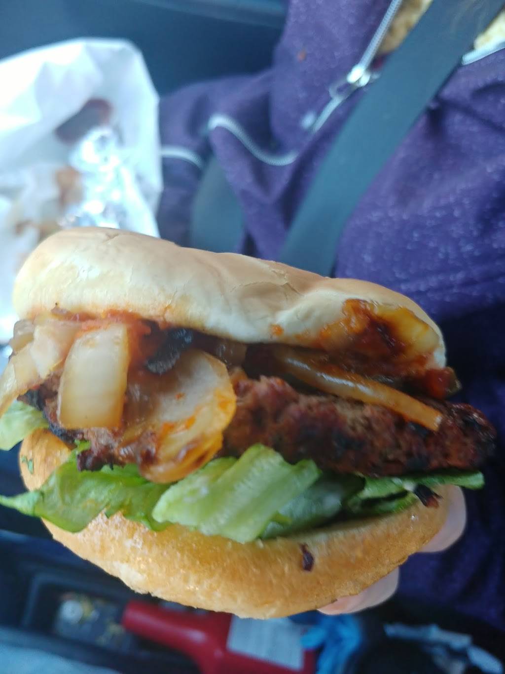 Plant Based Junkie | restaurant | 1635 1/2 E 87th St, Chicago, IL 60617, USA | 7739027467 OR +1 773-902-7467