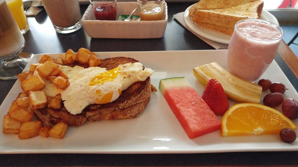 Cafe Resto Coeur De Province | restaurant | 422 Chemin Pierre Péladeau, Sainte-Adèle, QC J8B 1Z4, Canada | 4502296598 OR +1 450-229-6598