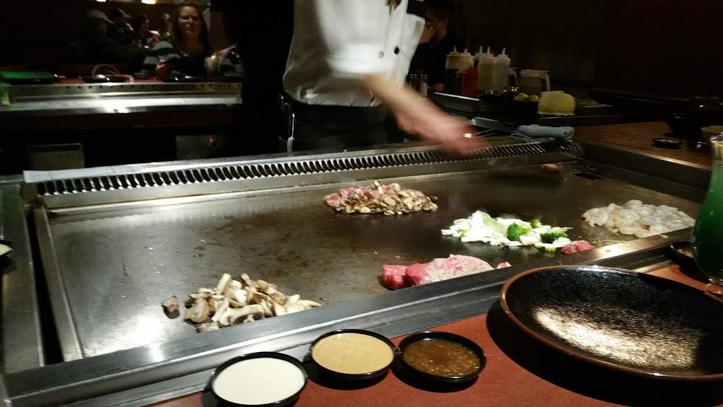 Genji Japanese Steakhouse | restaurant | 14505 W Center Rd, Omaha, NE 68144, USA | 4023338338 OR +1 402-333-8338