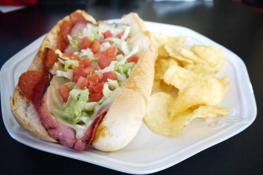 Papas Pizza | meal takeaway | 336 S Lakeview Dr, Lake Helen, FL 32744, USA | 3862283451 OR +1 386-228-3451