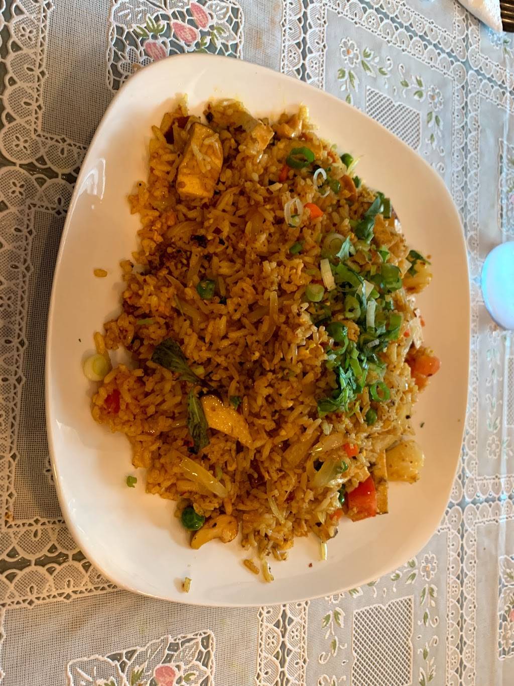 Chims Thai Kitchen @Down Town | restaurant | 7 S 10th St, Columbia, MO 65201, USA | 5092953810 OR +1 509-295-3810