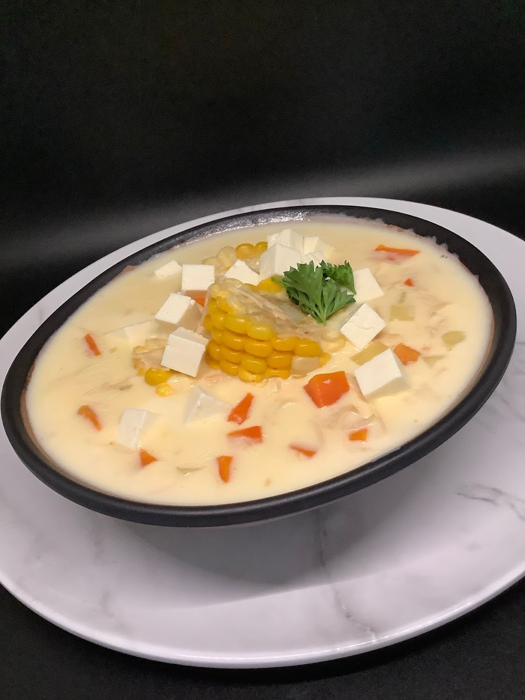 La Ollita Latin Food | restaurant | 5421 W Waters Ave Parking, Tampa, FL 33634, USA | 8134397074 OR +1 813-439-7074