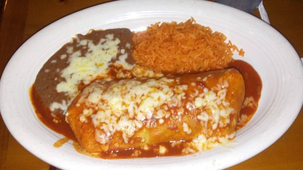 La Feria | restaurant | 10903 S Inglewood Ave, Lennox, CA 90304, USA | 3106737475 OR +1 310-673-7475