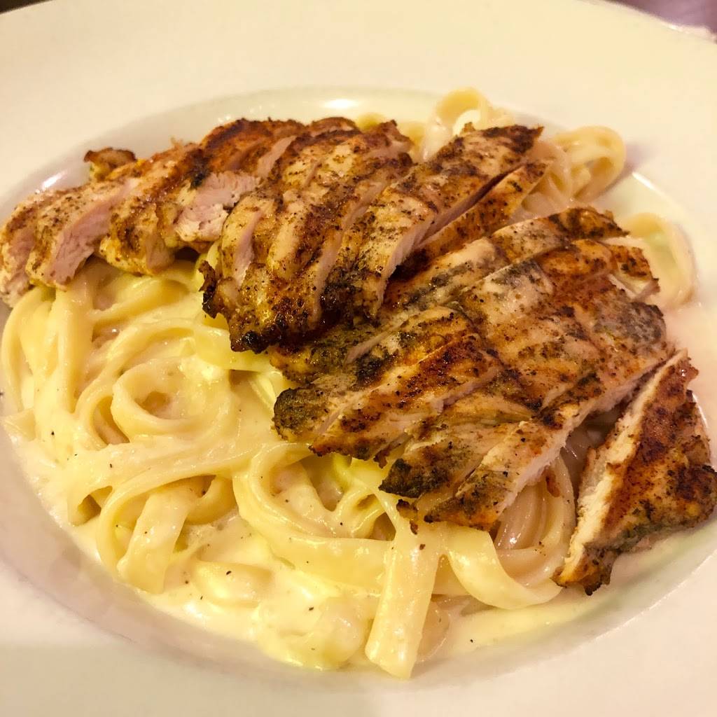 Barones | restaurant | 13726 Oxnard St, Valley Glen, CA 91401, USA | 8187826004 OR +1 818-782-6004