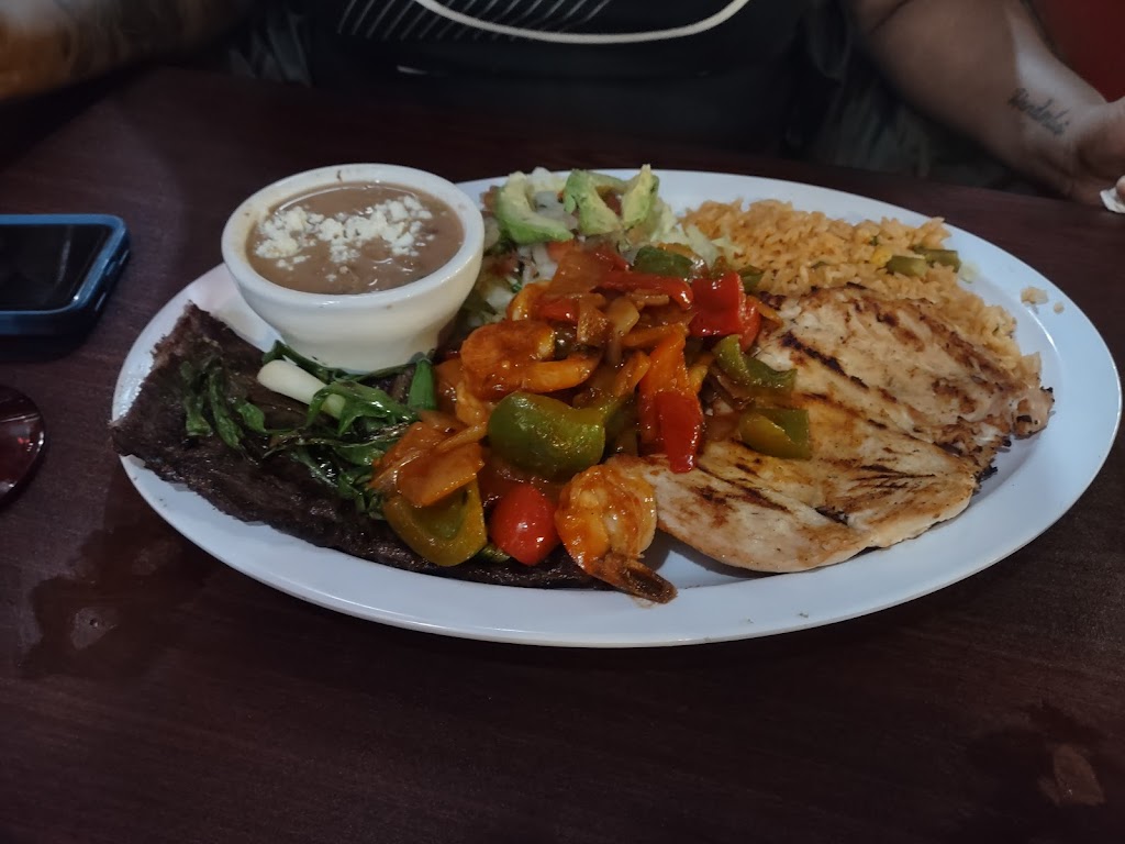 Del Rey taqueria & Bar | restaurant | 211 Worthington St, Springfield, MA 01103, USA | 4132731331 OR +1 413-273-1331
