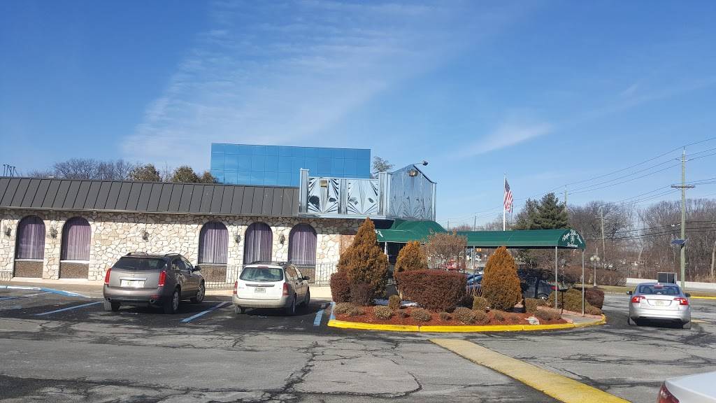 Wayne Hills diner | restaurant | 1465 Hamburg Turnpike, Wayne, NJ 07470, USA | 9736281824 OR +1 973-628-1824