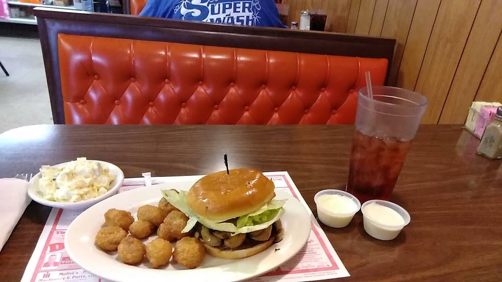 Cozy Cottage Restaurant | restaurant | 1821 E Market St, Warsaw, IN 46580, USA | 5742699050 OR +1 574-269-9050