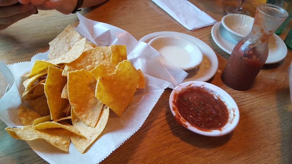 El Azteca | restaurant | 2727 Stange Rd, Ames, IA 50010, USA | 5152929494 OR +1 515-292-9494