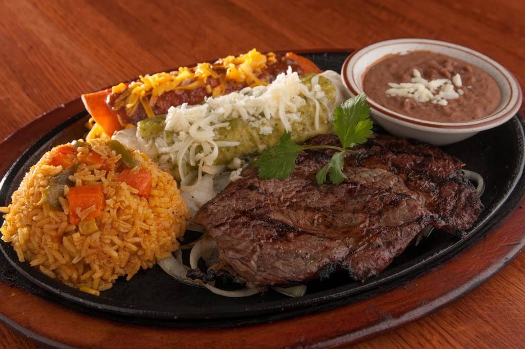Los Cucos Mexican Cafe | restaurant | 7315 Arroyo Crossing Pkwy, Las Vegas, NV 89113, USA | 7026140062 OR +1 702-614-0062