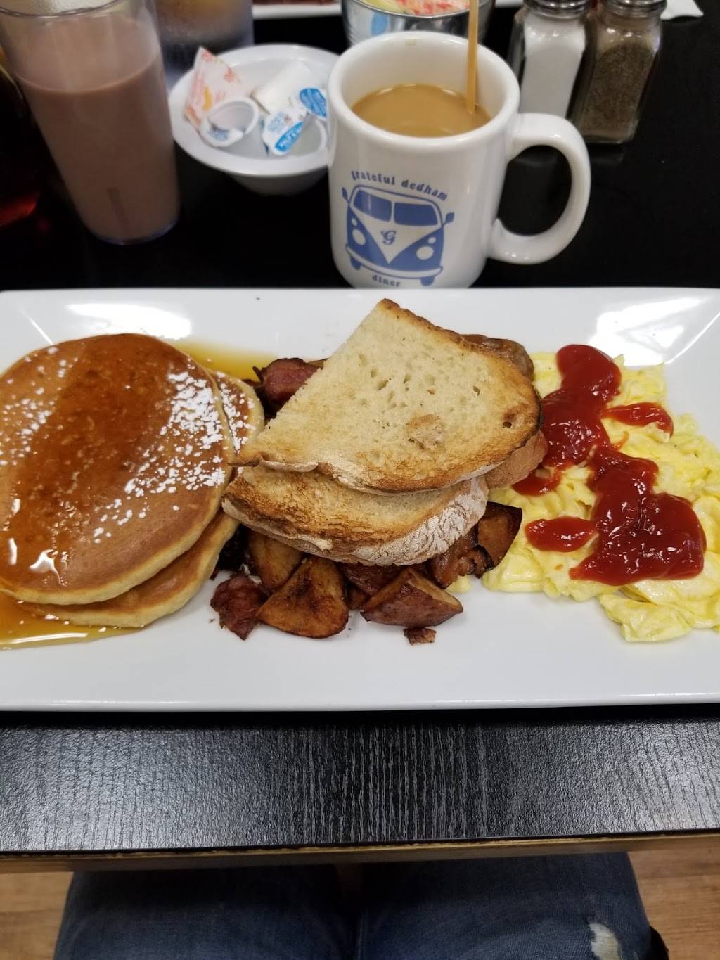 The Grateful Dedham Diner | restaurant | 573 High St, Dedham, MA 02026, USA | 7813752108 OR +1 781-375-2108