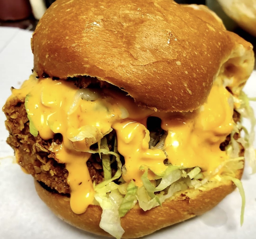 Just lick it | restaurant | 319 16th Ave, Newark, NJ 07103, USA | 9733733101 OR +1 973-373-3101