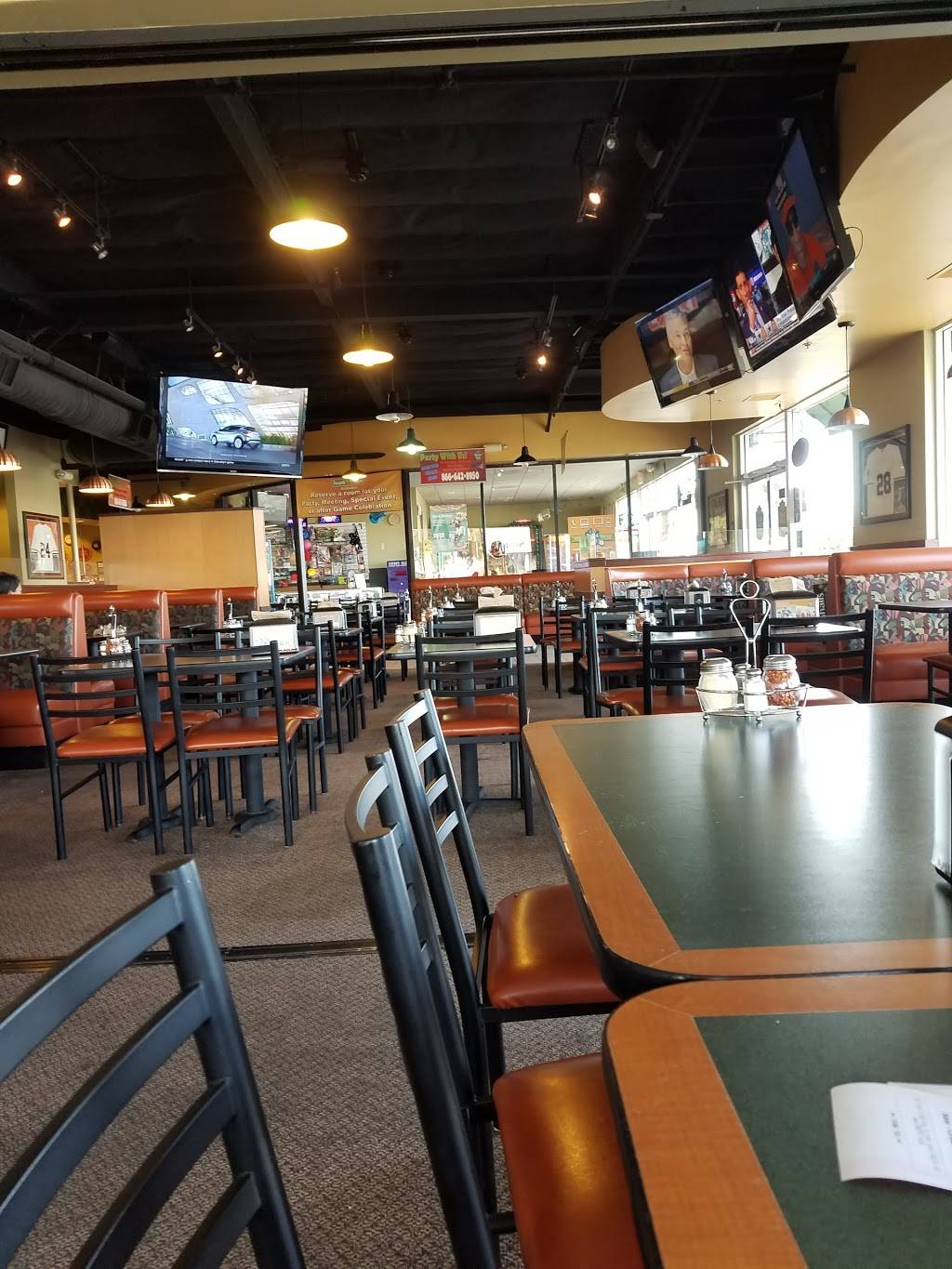 Round Table Pizza | meal delivery | 4400 Stevens Creek Blvd, San Jose, CA 95129, USA | 4089830900 OR +1 408-983-0900