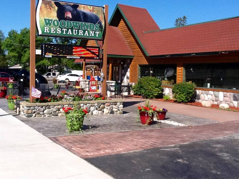Wood Winds Restaurant | restaurant | 20812 Washington St, Onaway, MI 49765, USA | 9897332212 OR +1 989-733-2212