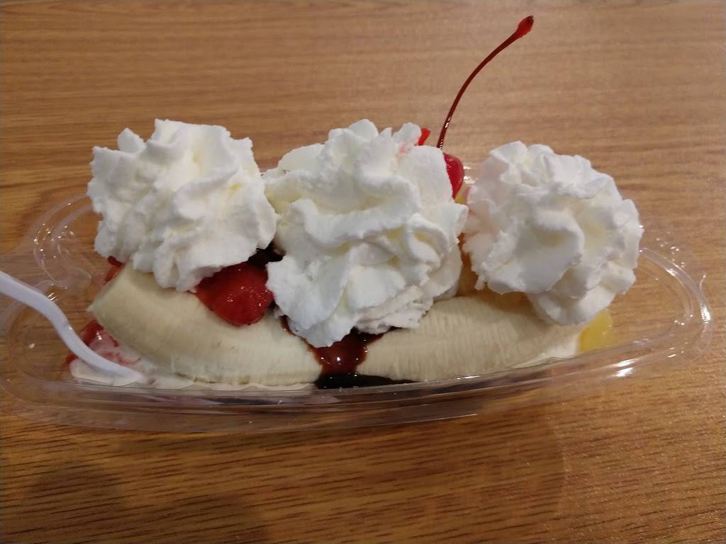 Whits Frozen Custard | restaurant | 240 S Nash St, Hillsborough, NC 27278, USA | 9192458123 OR +1 919-245-8123