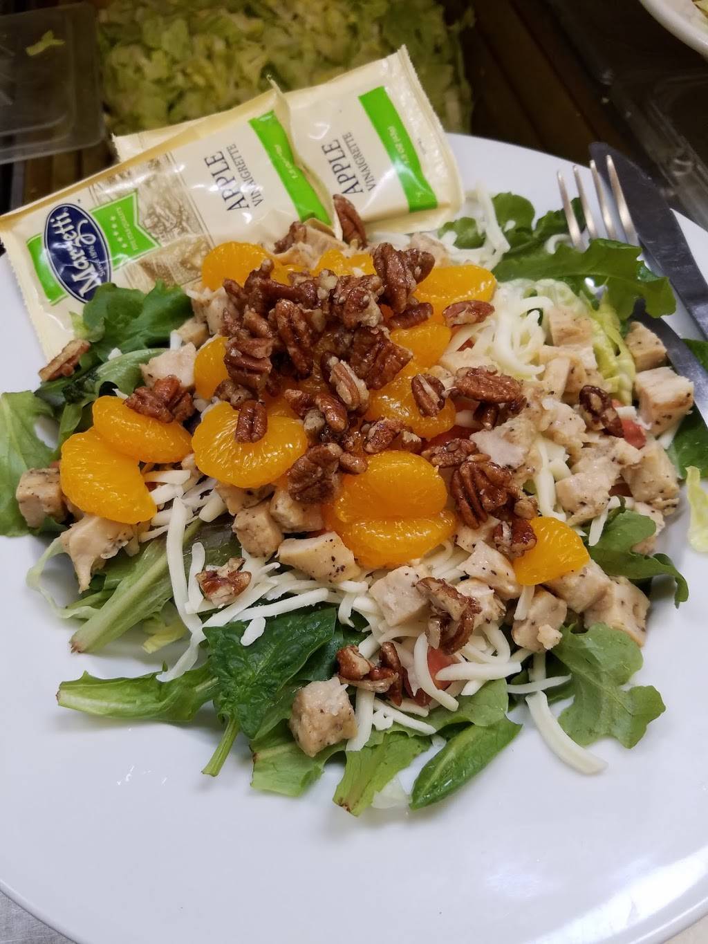 Saucy Sisters | restaurant | 42 E Main St, Leesburg, OH 45135, USA | 9377801063 OR +1 937-780-1063