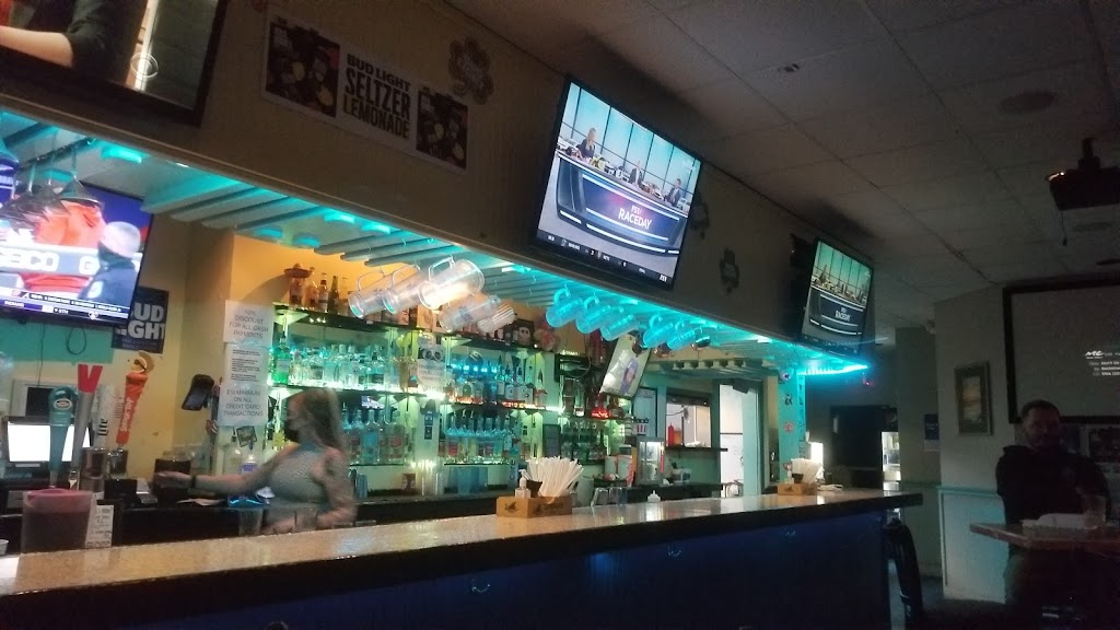 Cocomo Joes Beach Bar & Grill | restaurant | 404 Laskin Rd, Virginia Beach, VA 23451, USA | 7574220008 OR +1 757-422-0008