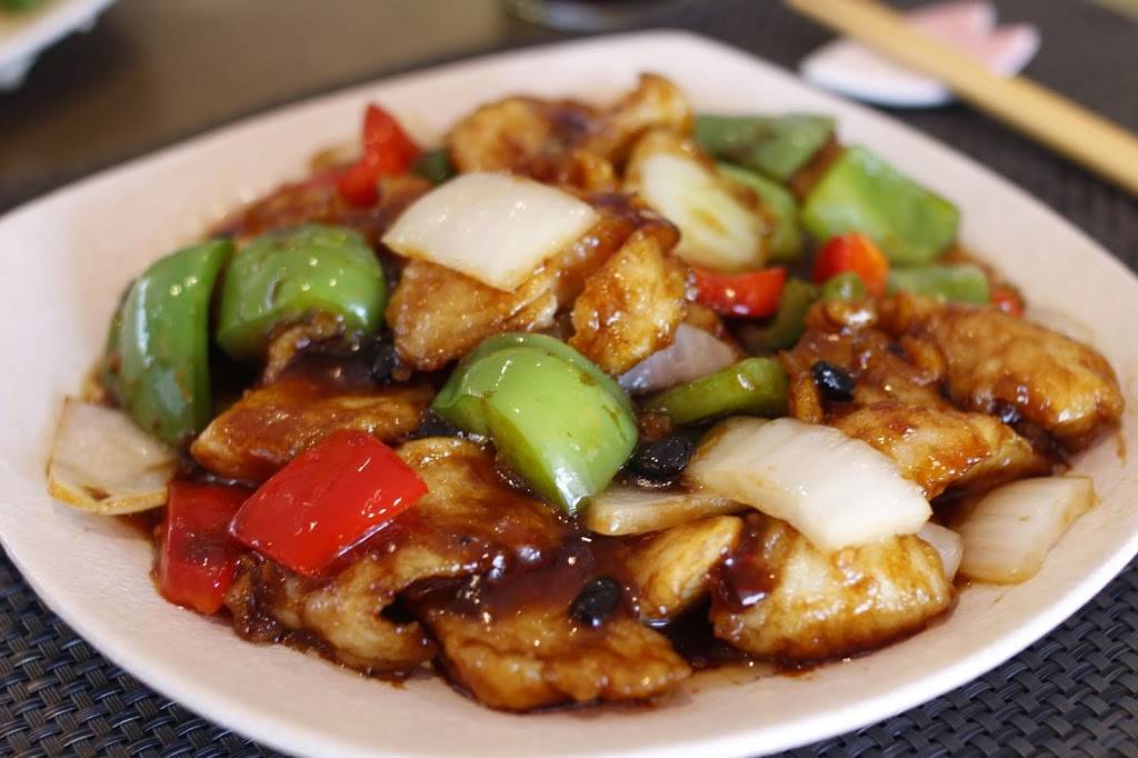 Lucky Chinese Bistro | restaurant | 1040 Grant Rd, Mountain View, CA 94040, USA | 6509888998 OR +1 650-988-8998