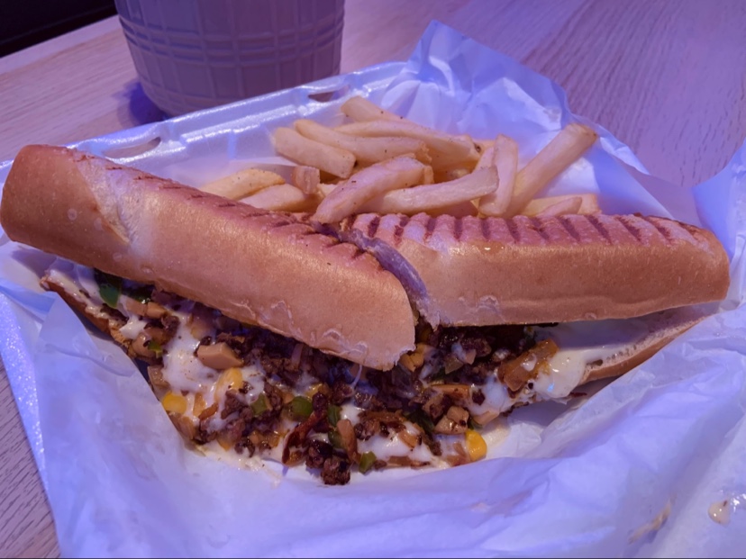 Le beirut pizza & pastries | restaurant | 2512 Rio Grande St, Austin, TX 78705, USA | 7378881698 OR +1 737-888-1698