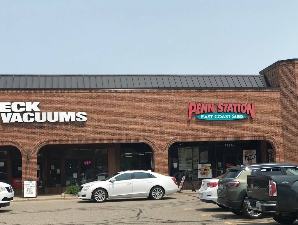 Penn Station East Coast Subs | meal takeaway | 17676 W 13 Mile Rd, Beverly Hills, MI 48025, USA | 2484333200 OR +1 248-433-3200
