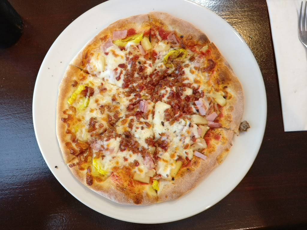 Benitos Brick Oven Pizza Pasta | restaurant | 1598 Hwy 17 S, North Myrtle Beach, SC 29582, USA | 8432721414 OR +1 843-272-1414