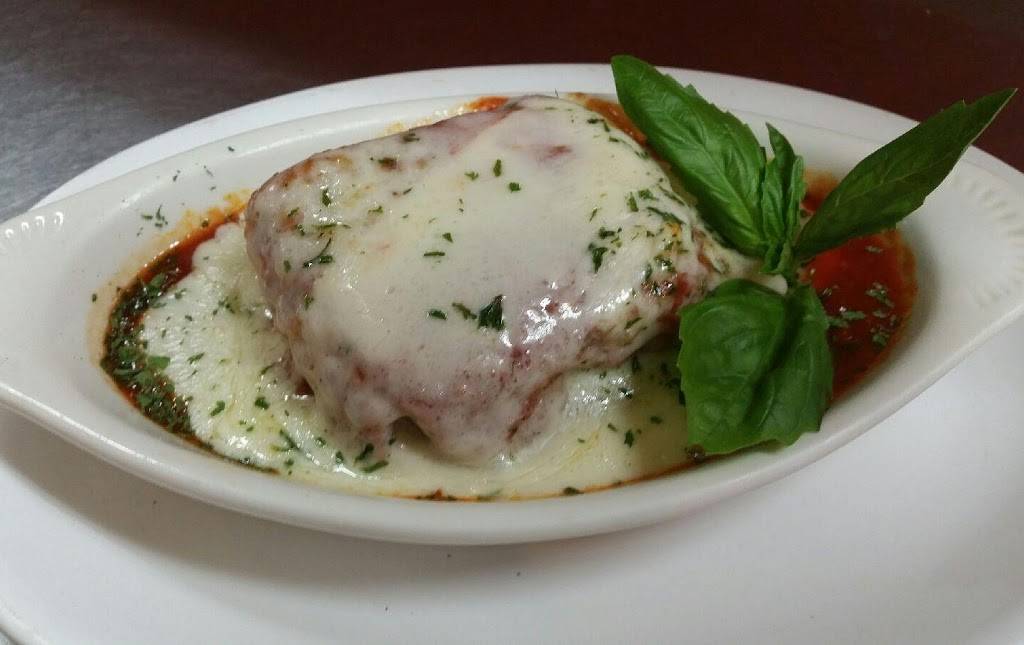 Carmelos Ristorante | restaurant | 31 E Broad St, Bridgeton, NJ 08302, USA | 8564530023 OR +1 856-453-0023