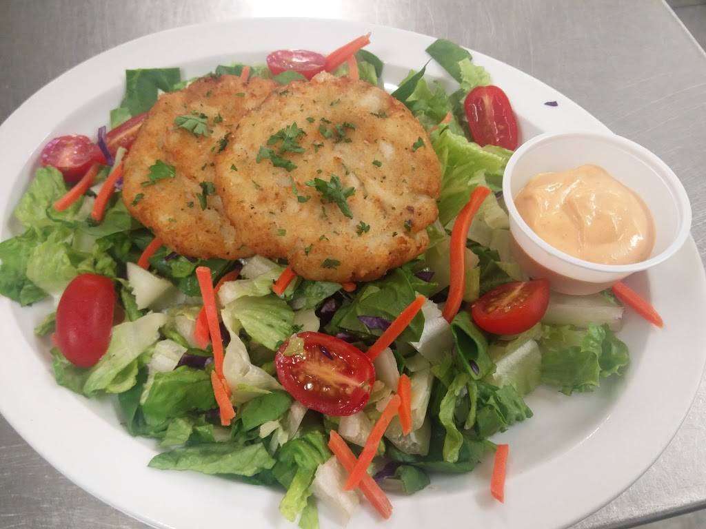 The Hang Out Bar & Grill on Snow Lake | restaurant | 1865 W, IN-120, Fremont, IN 46737, USA | 2608332582 OR +1 260-833-2582