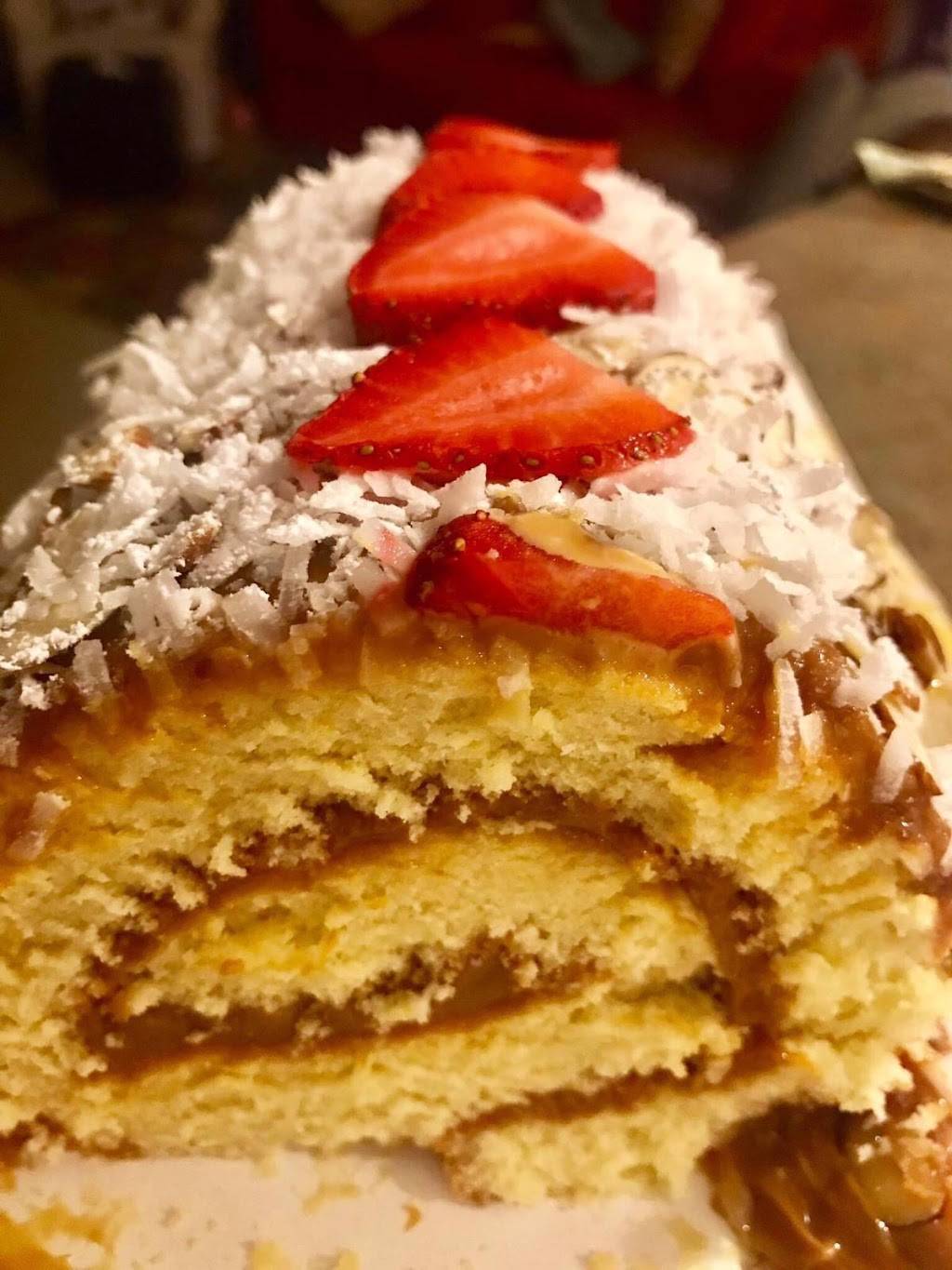 Americas Empanadas Chilean Food | restaurant | 221 E Center St, Kingsport, TN 37660, USA | 3012505828 OR +1 301-250-5828