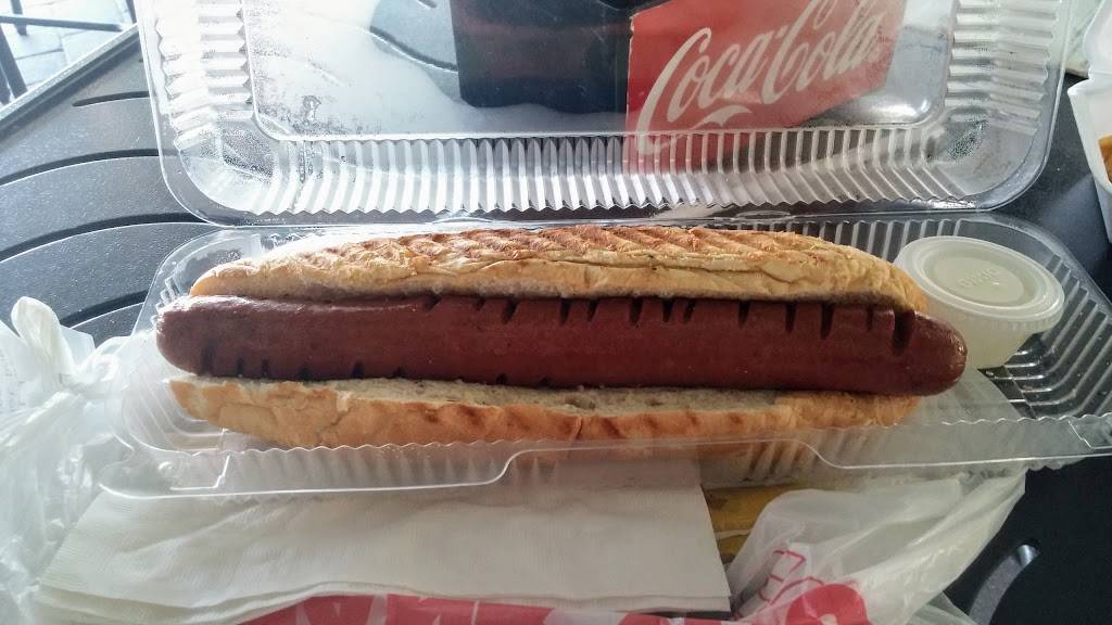 Harrys Beach Bar | restaurant | 5300 Gulf Blvd, St Pete Beach, FL 33706, USA | 7273635125 OR +1 727-363-5125