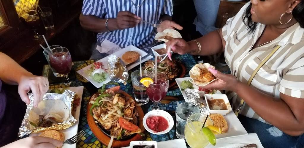 Pepes Cantina Church Street | restaurant | 120 W Church St, Orlando, FL 32801, USA | 4077302341 OR +1 407-730-2341