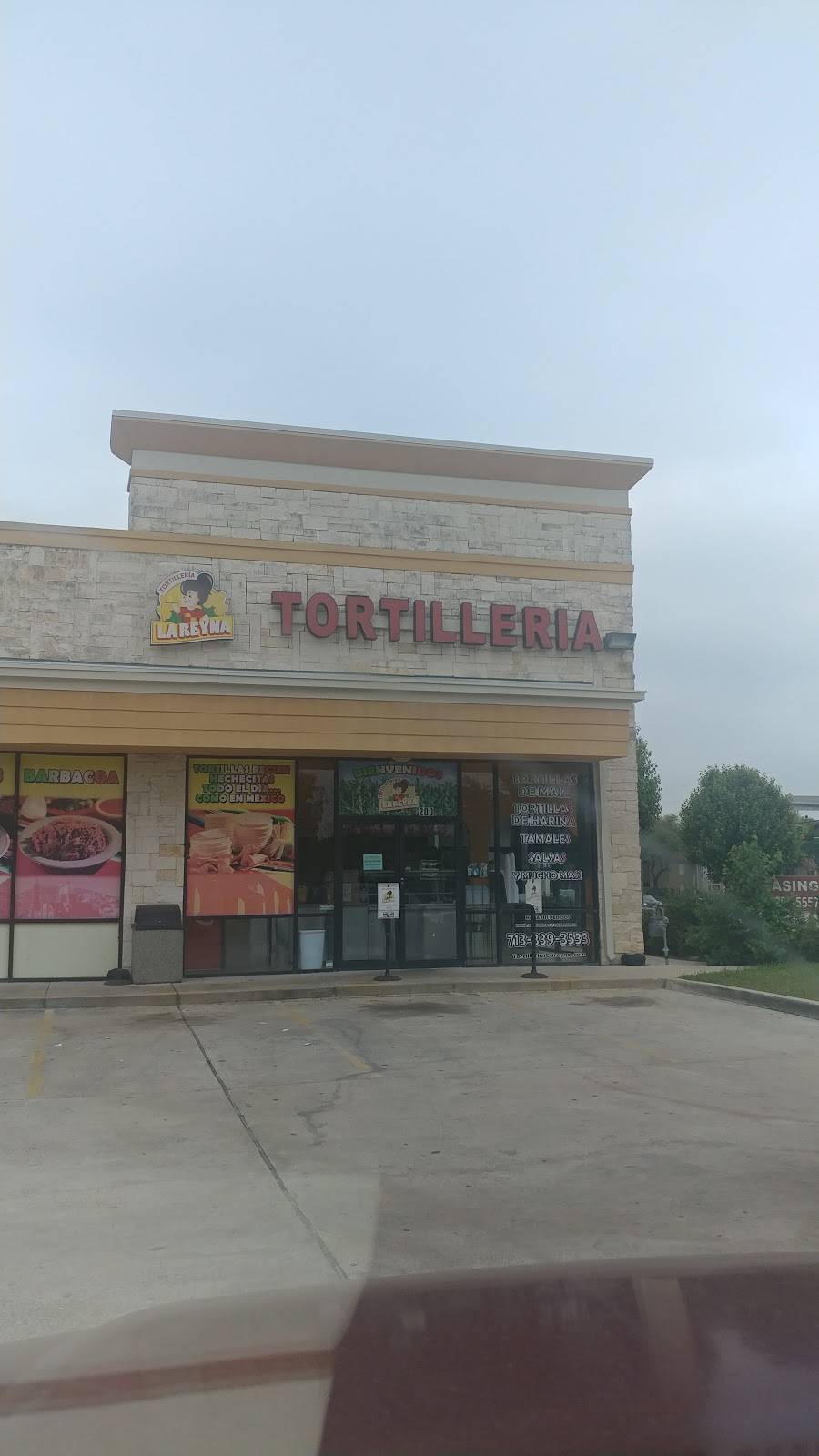 Tortilleria La Reyna | restaurant | 3802 S Gessner Rd, Houston, TX 77042, USA | 7133393533 OR +1 713-339-3533