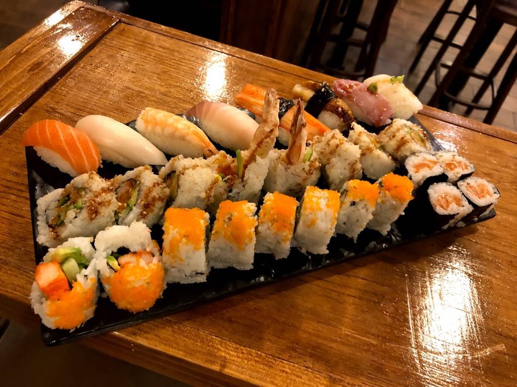 Genki Sushi | restaurant | 1584 Huron Church Rd, Windsor, ON N9C 2L1, Canada | 2262218697 OR +1 226-221-8697