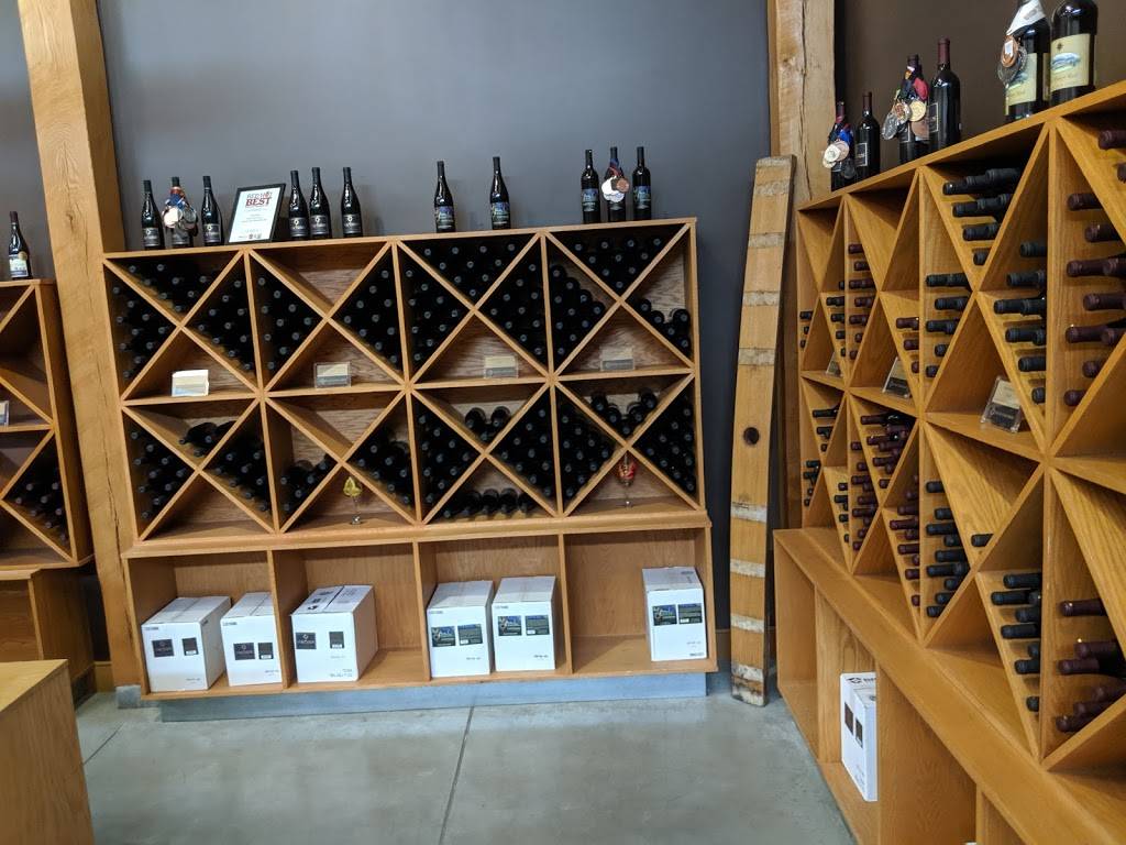 Black Star Farms Suttons Bay | restaurant | 10844 E Revold Rd, Suttons Bay, MI 49682, USA | 2319441270 OR +1 231-944-1270