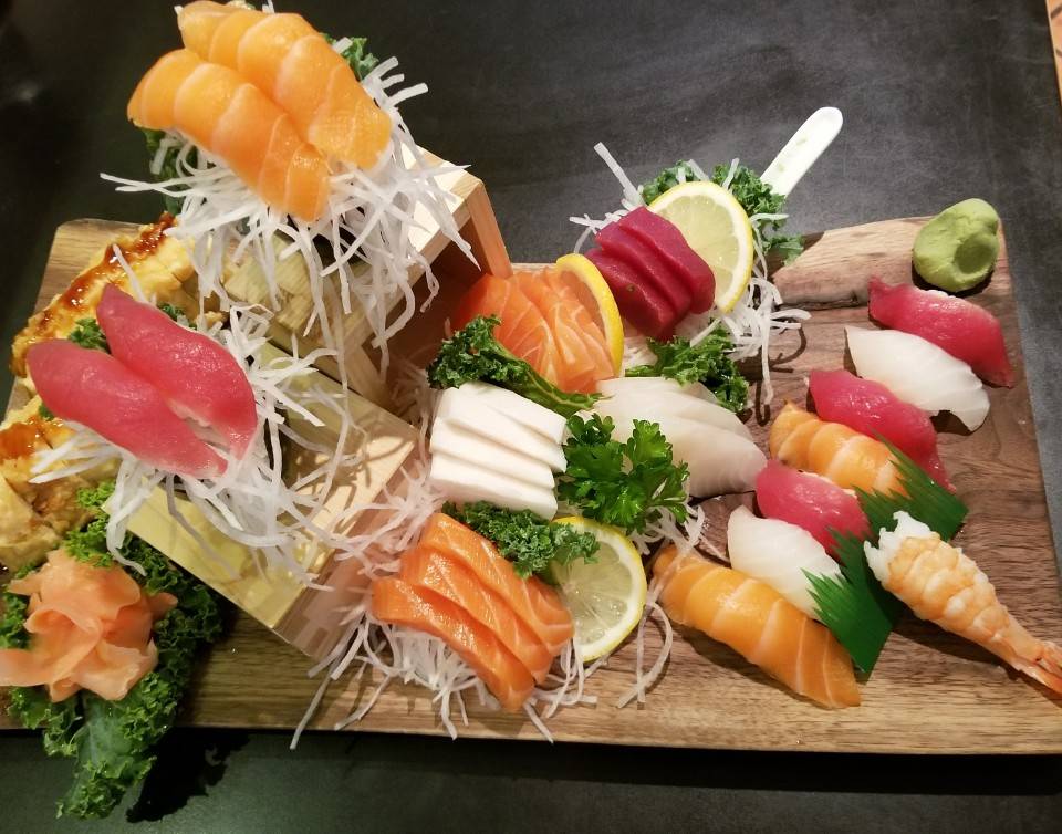Matsu Sushi (East City) Japanese and Korean Restaurant | restaurant | 107 Hunter St E, Peterborough, ON K9H 1G7, Canada | 7057609484 OR +1 705-760-9484