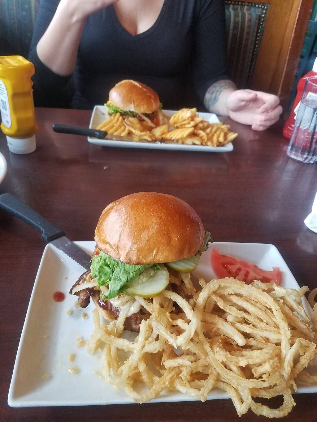 Chancery Pub & Restaurant | restaurant | 11046 N Port Washington Rd, Mequon, WI 53092, USA | 2622413450 OR +1 262-241-3450