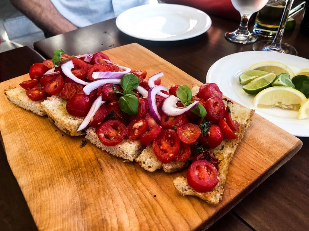 Goodfellas Wood Oven Pizza | restaurant | 50 Burnhamthorpe Rd W, Mississauga, ON L5B 3C2, Canada | 8554335527 OR +1 855-433-5527