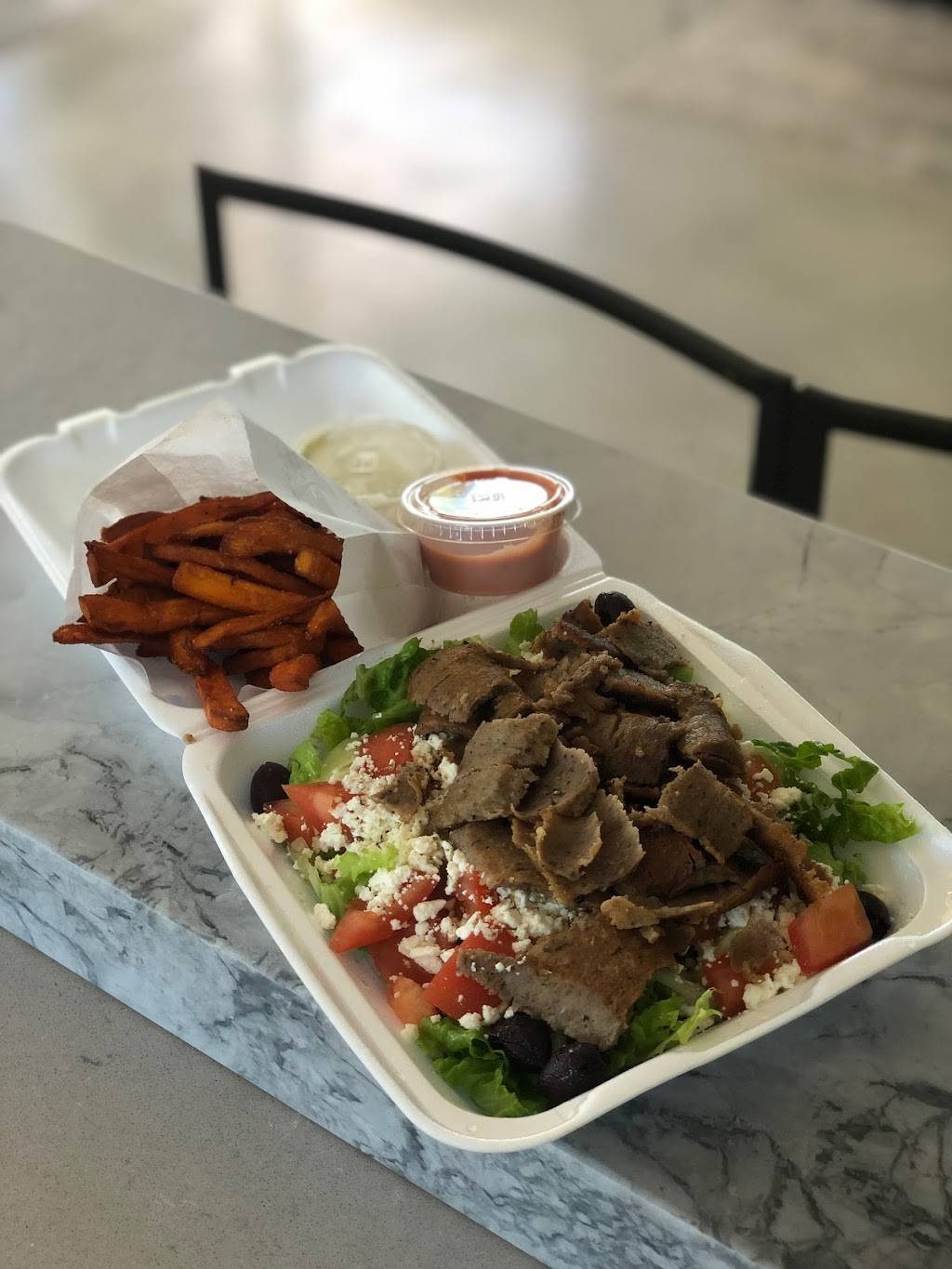 Nicks Jr Burgers & Gyros | restaurant | 5821 Evergreen Way, Everett, WA 98203, USA | 4253476037 OR +1 425-347-6037