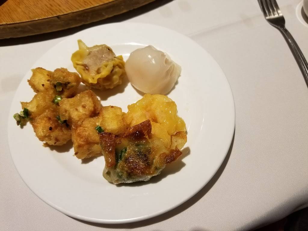 Seafood House | restaurant | 18329 Pioneer Blvd, Artesia, CA 90701, USA | 5628607794 OR +1 562-860-7794